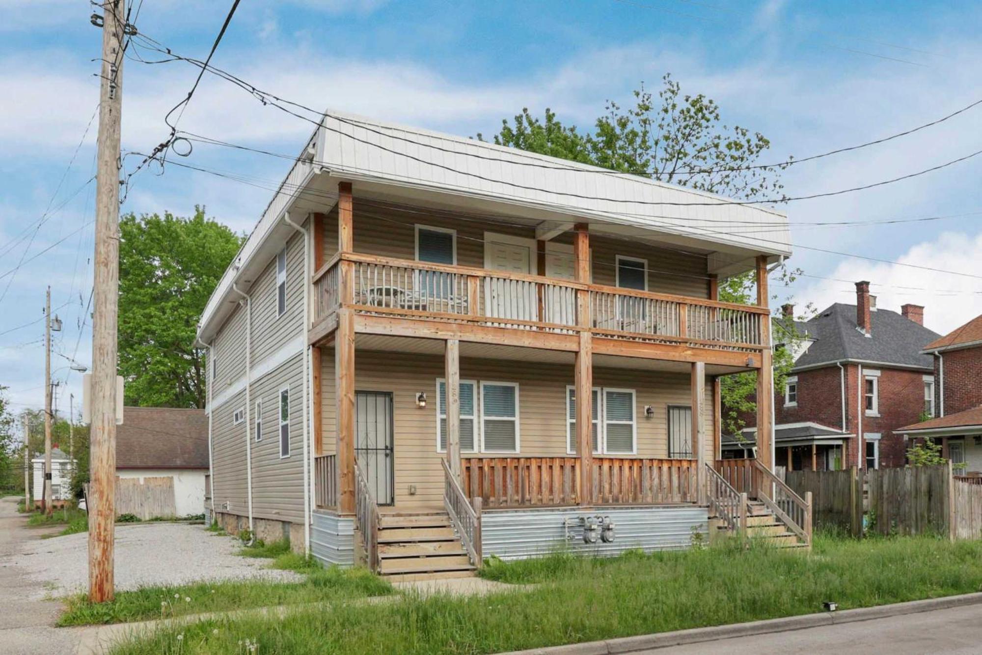 Housepitality - The Urban Roost 1 - Modern *